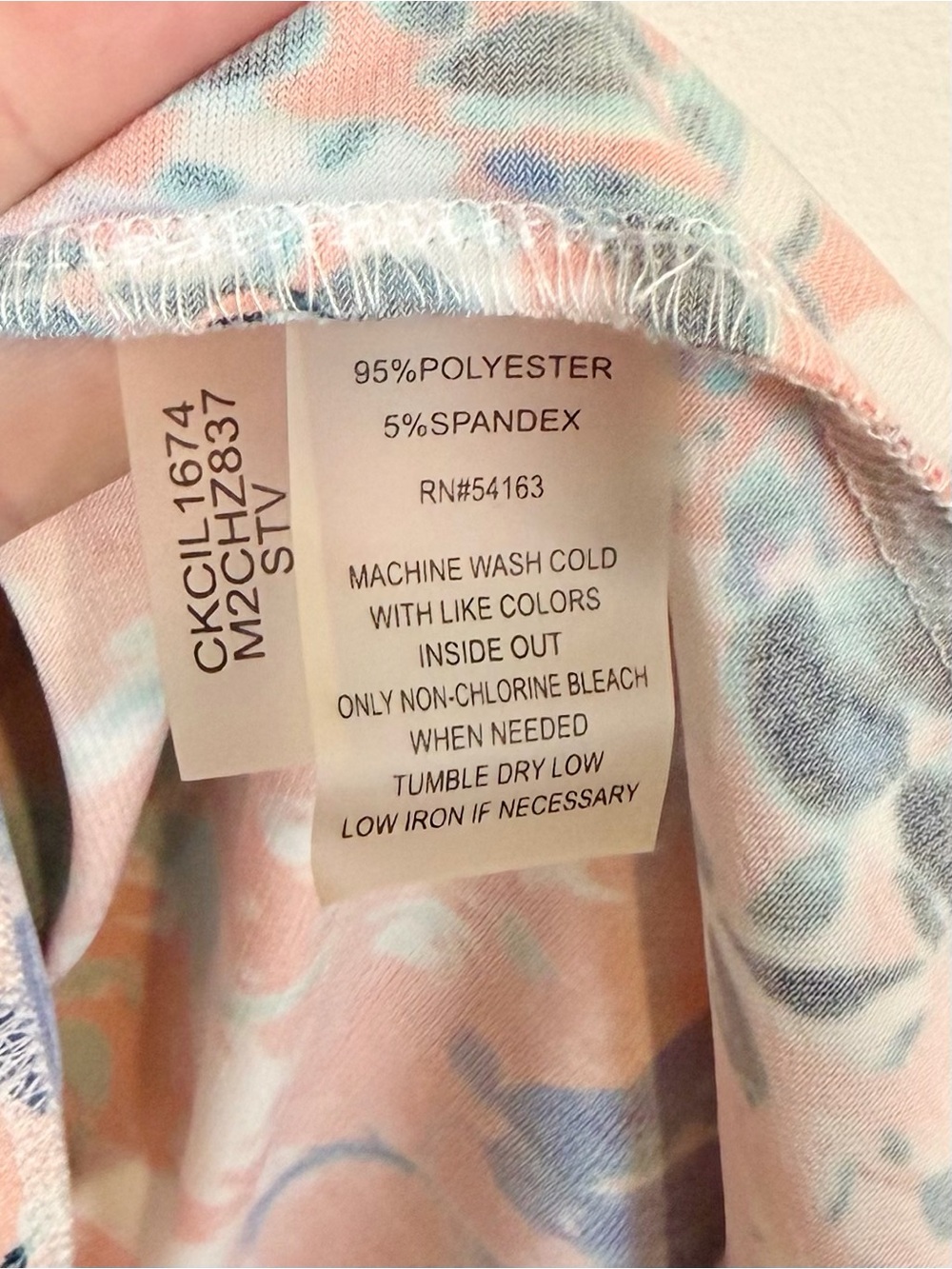 Calvin Klein Sleeveless Cowl-Neck Floral Tank - Size: Medium - Picture 3 of 5